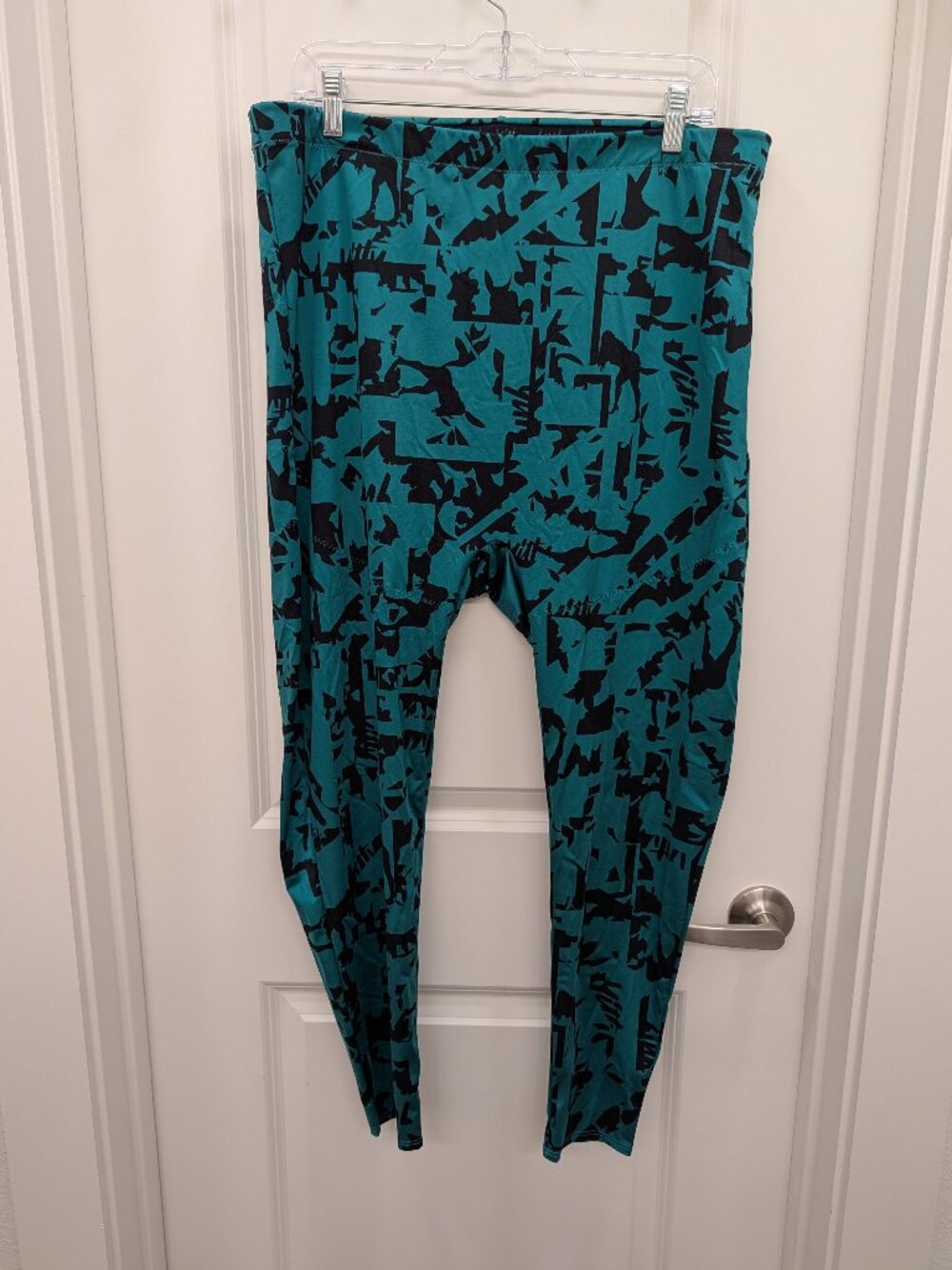 Yitty Womens 3X Teal Black Abstract Logo Graphic Print High Waist Leggings Tight